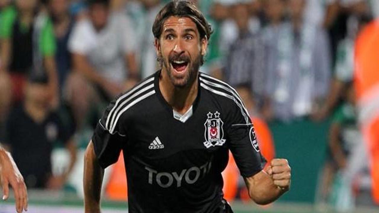 Escude: Beşiktaş'ta forma giymek büyük onur