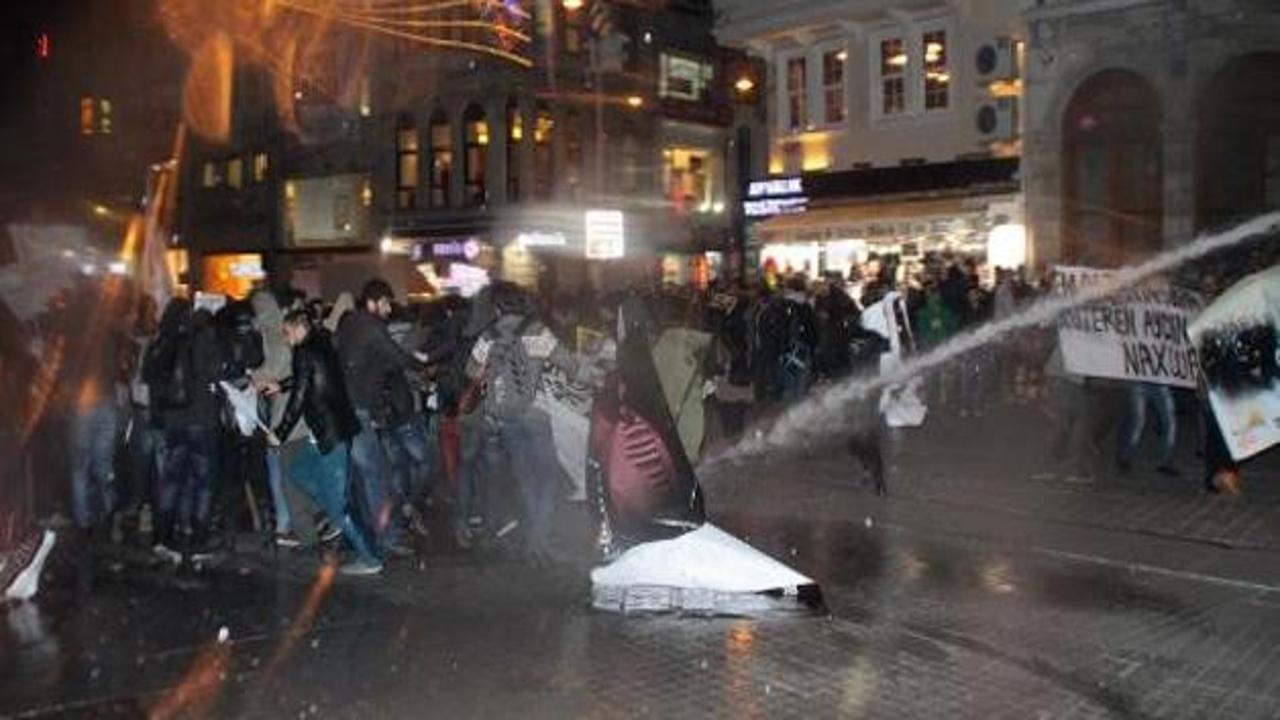 Göstericiler Taksim'de olay çıkardı!