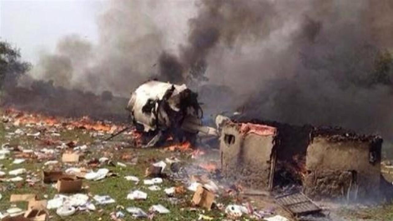 Güney Sudan'da kargo uçağı düştü