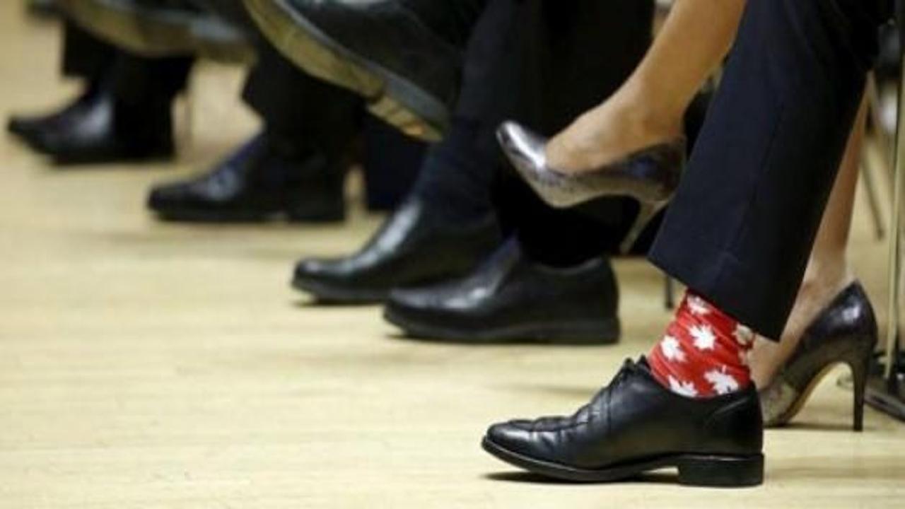 Başbakanın bu kez de çorapları olay oldu