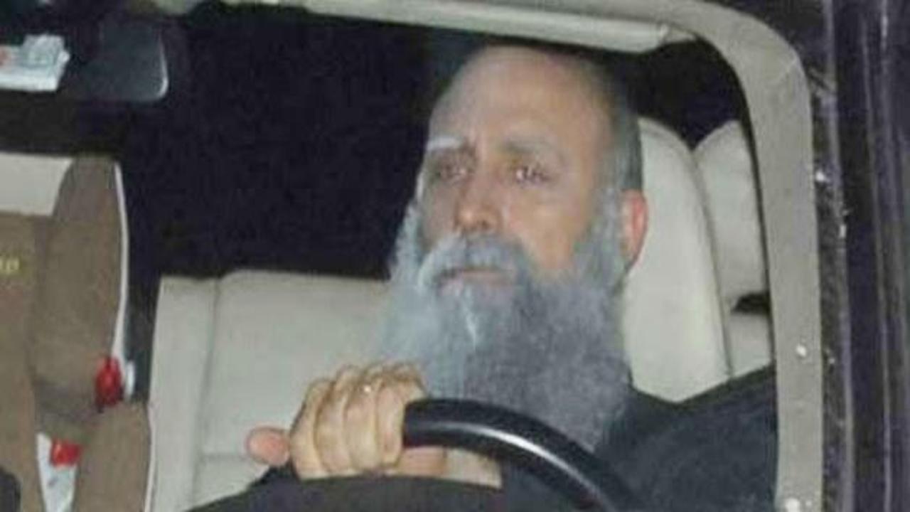 Halit Ergenç Kanuni makyajını silmeyi unutunca