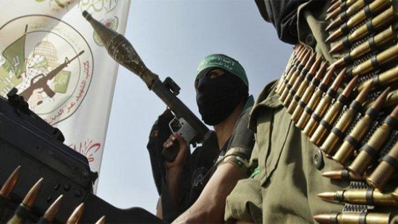 Hamas İsrail savas uçağını vurdu