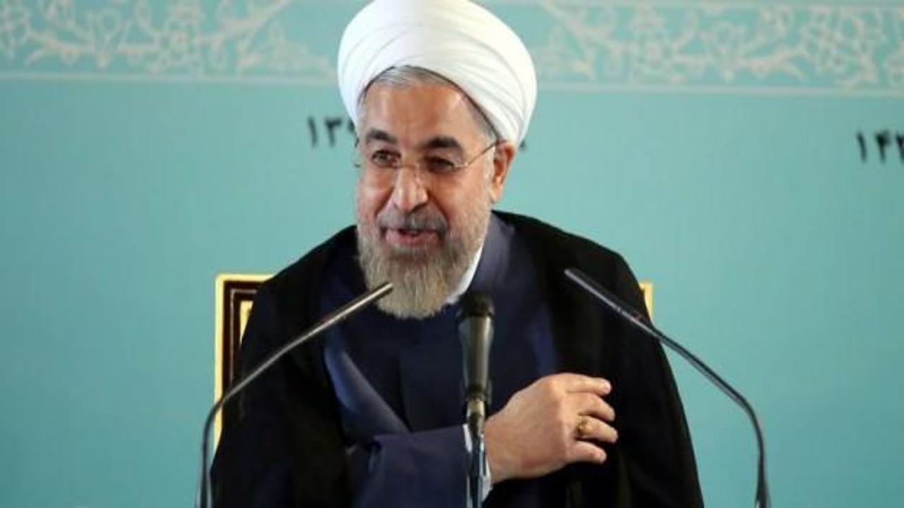 Hasan Ruhani'den kritik kabul