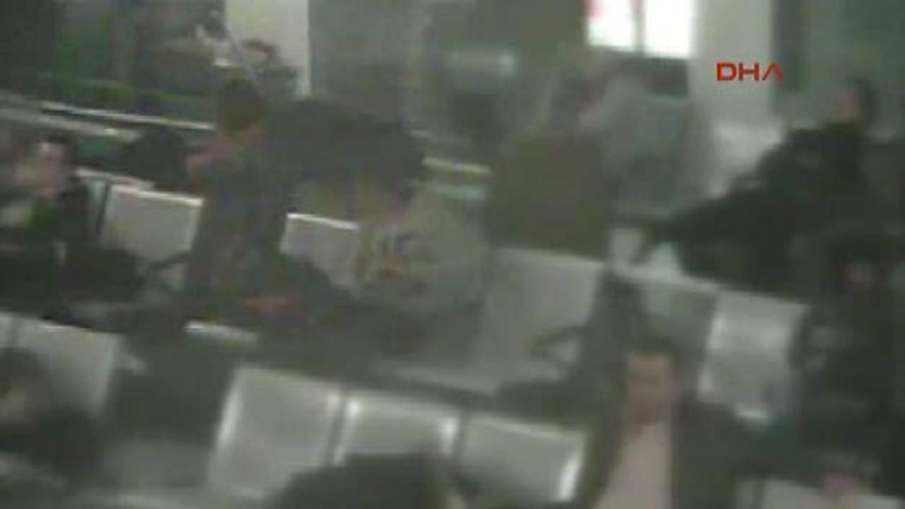 Havalimanındaki hırsızlık anı kamerada