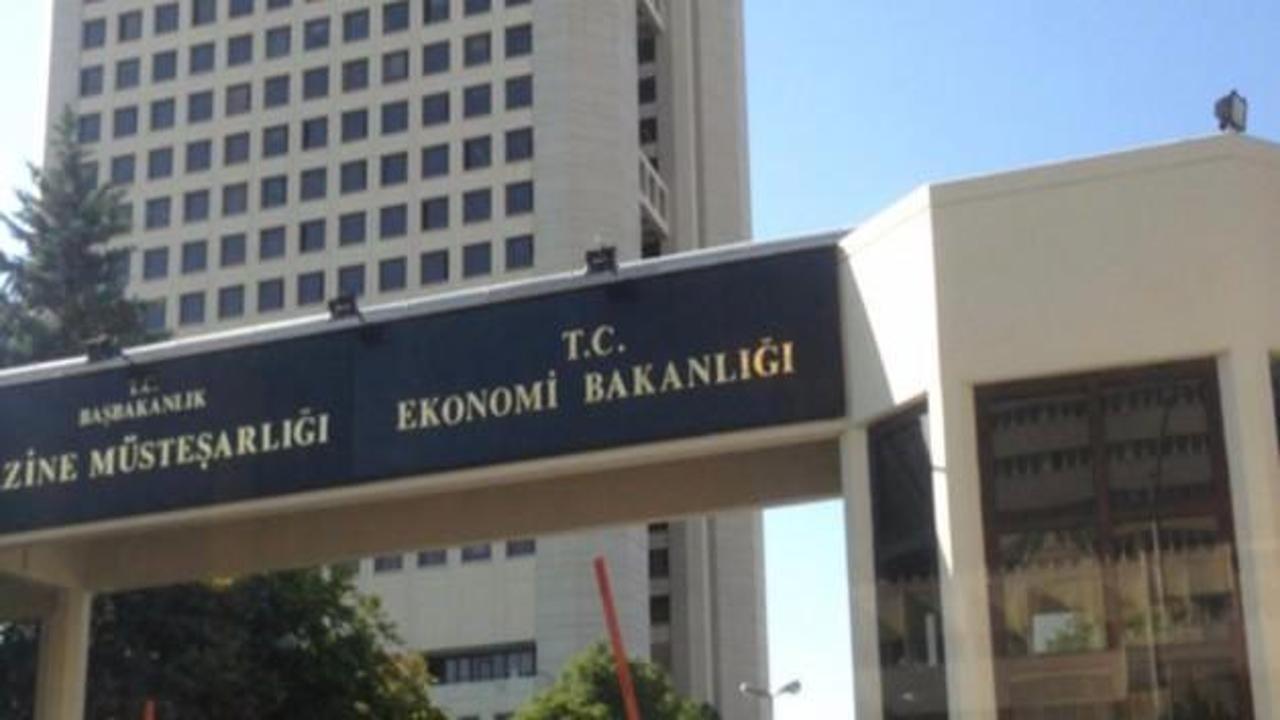 Hazine 3 ihalede 5,36 milyar lira bor&ccedil;landı