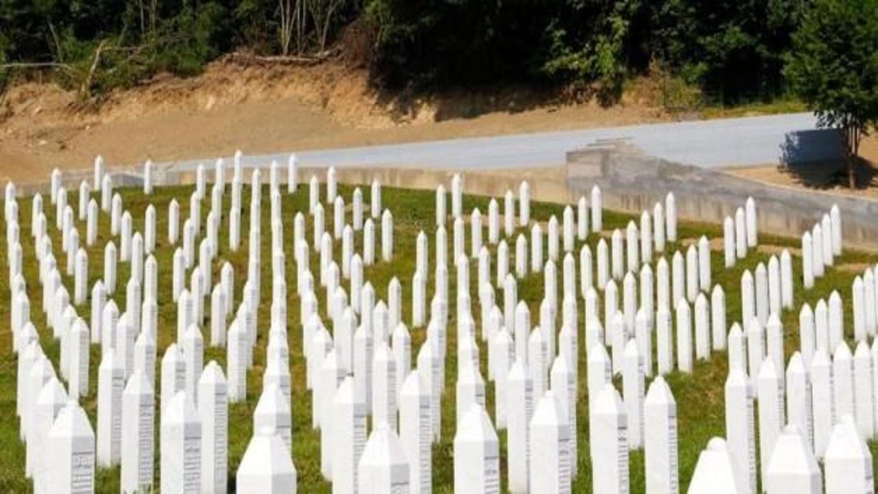 Hollanda Srebrenitsa için tazminat ödeyecek