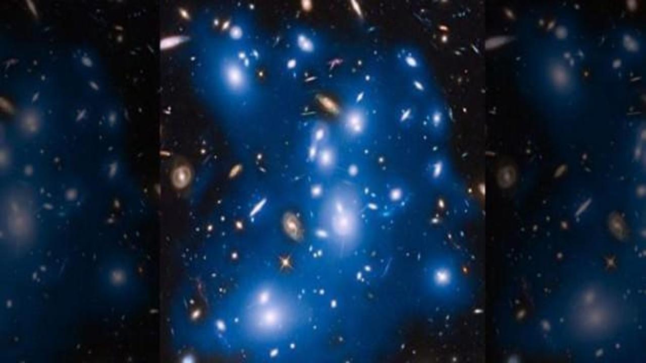 Hubble ölü galaksilerden gelen ışığı yakaladı