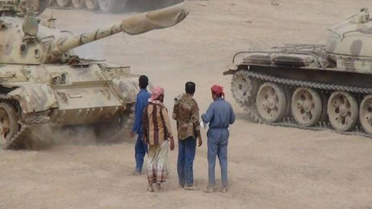 Husi militanlara pusu: 20 ölü