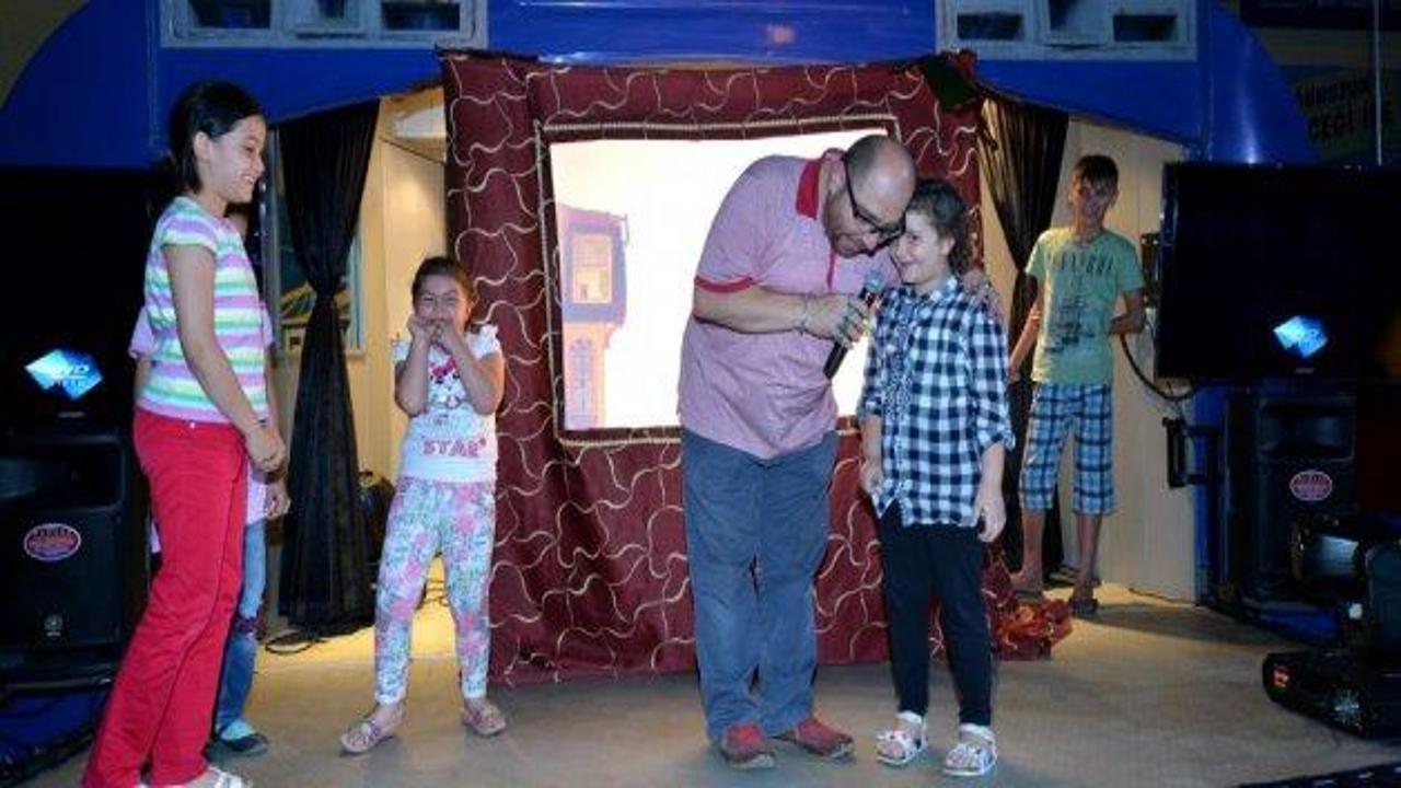 İftar çadırı çocukların eğlence mekanı oldu