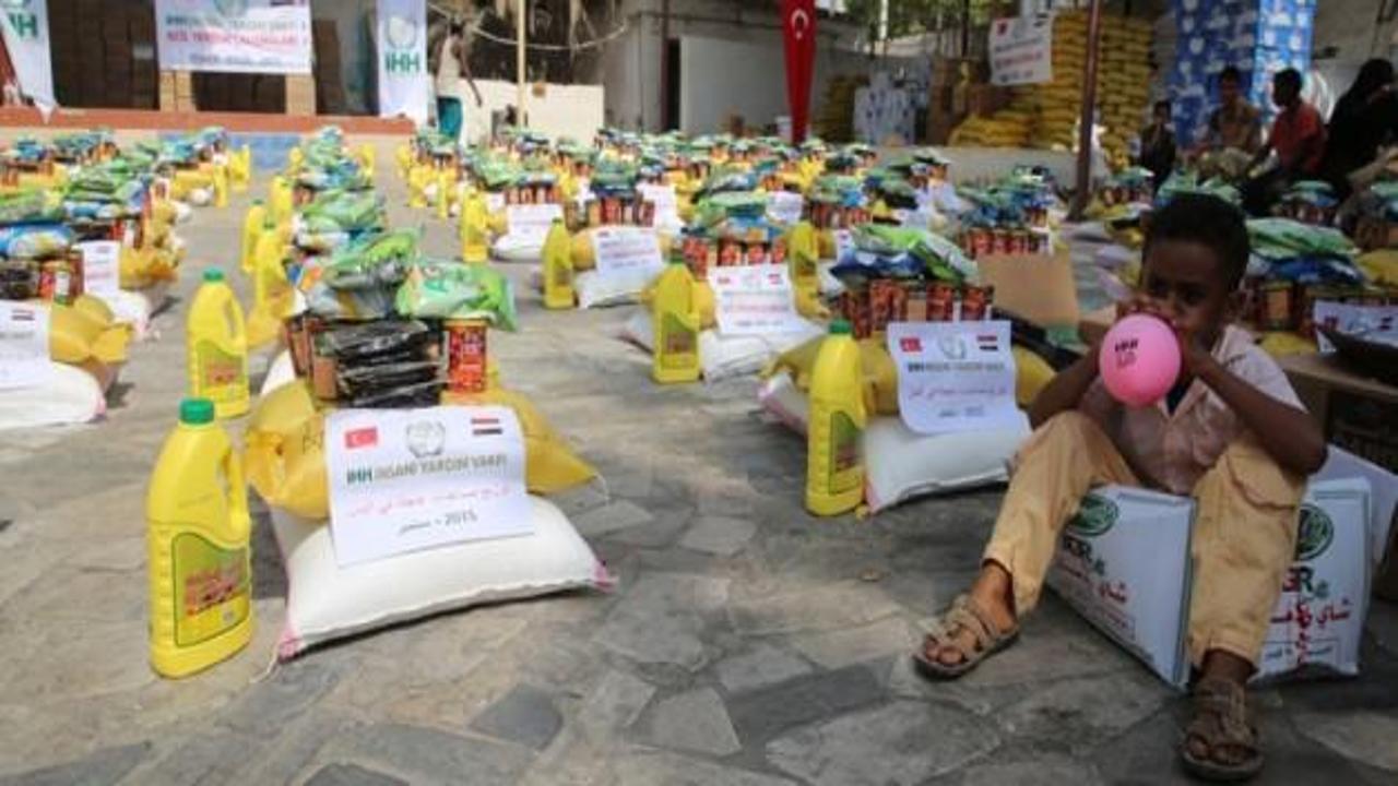 İHH’dan Yemen’de bin aileye gıda dağıtımı