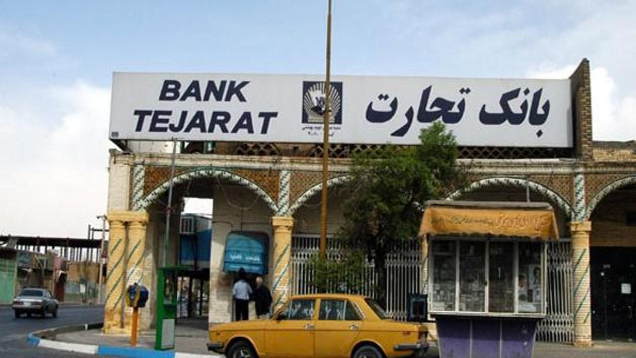 İki İran bankası kapıya dayandı!