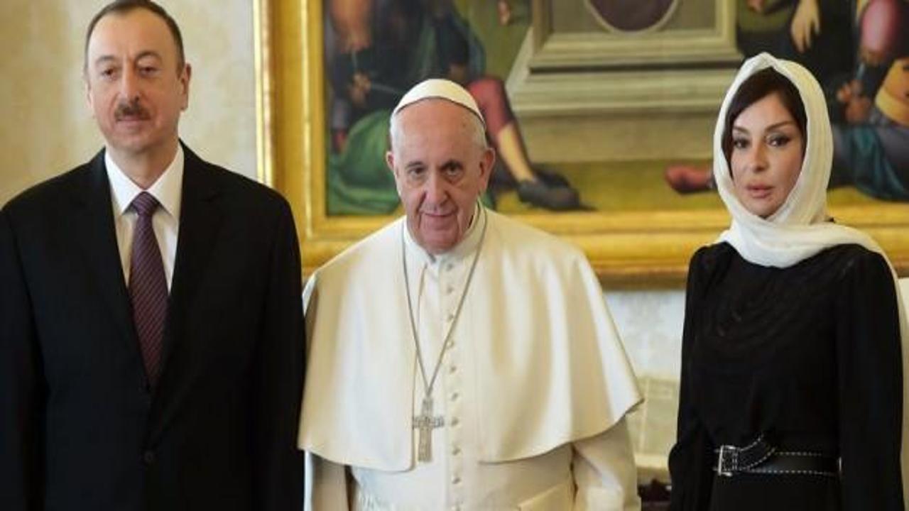 İlham Aliyev Papa ile görüştü
