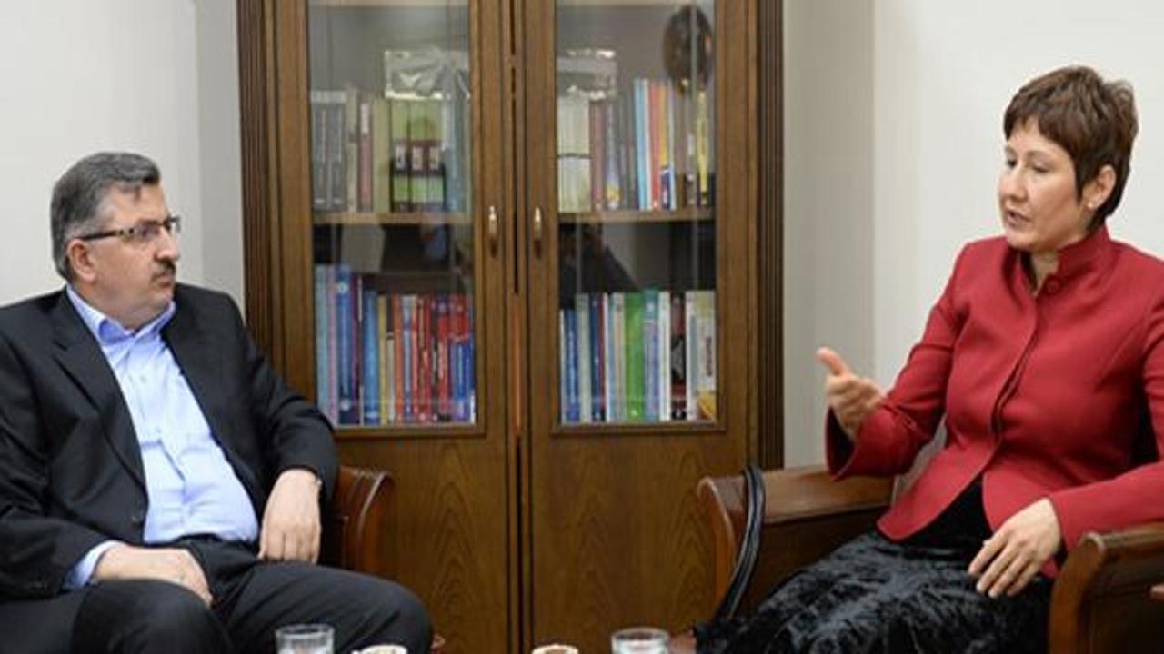 ILO T&uuml;rkiye direkt&ouml;r&uuml;nden Memur-Sen'e ziyaret