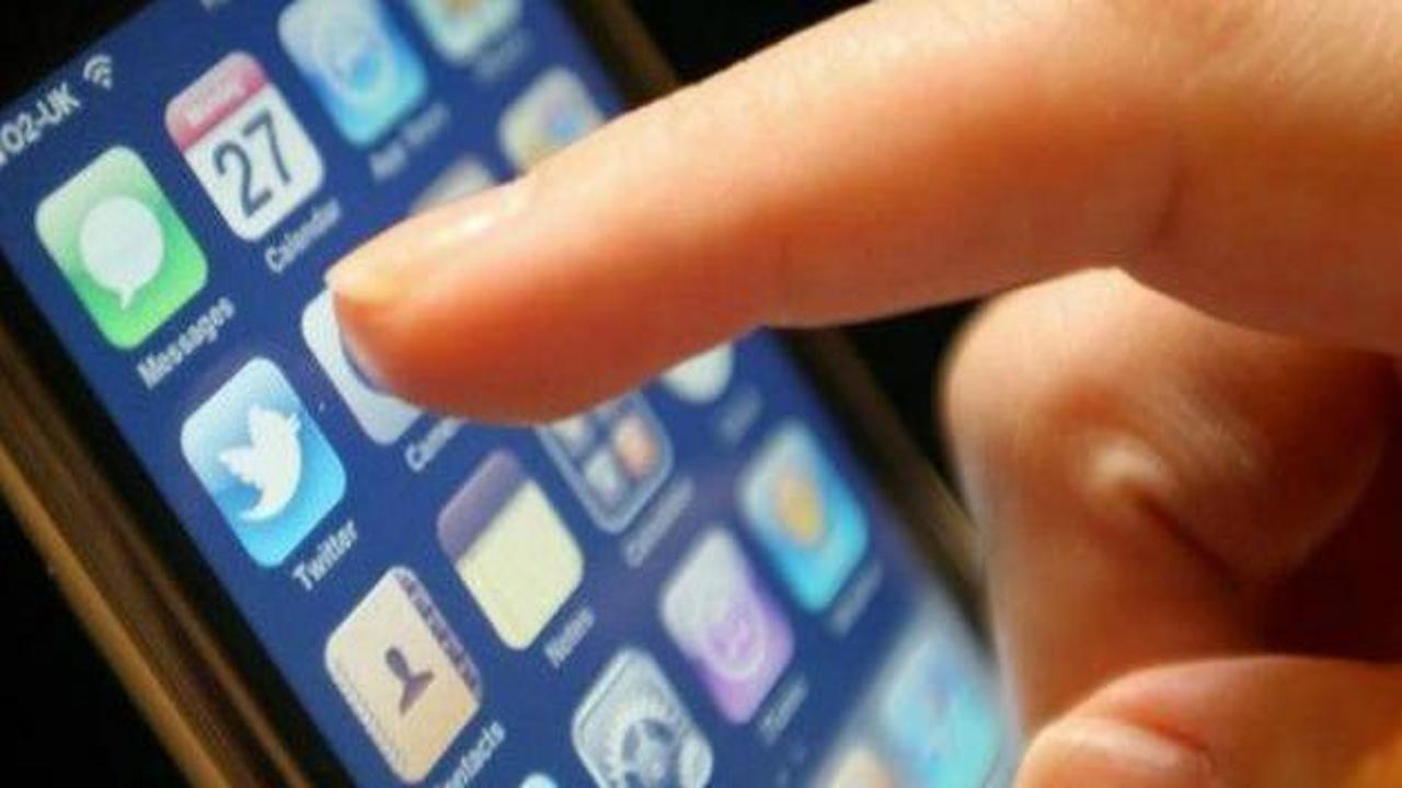 İngiltere'de vekillere 'Alkollü Tweet' uyarısı!