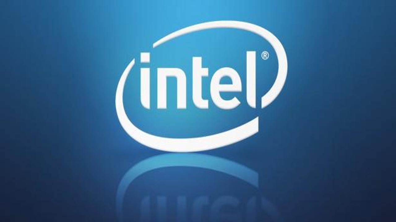 Intel, PC satışlarıyla birlikte düşüşe geçti