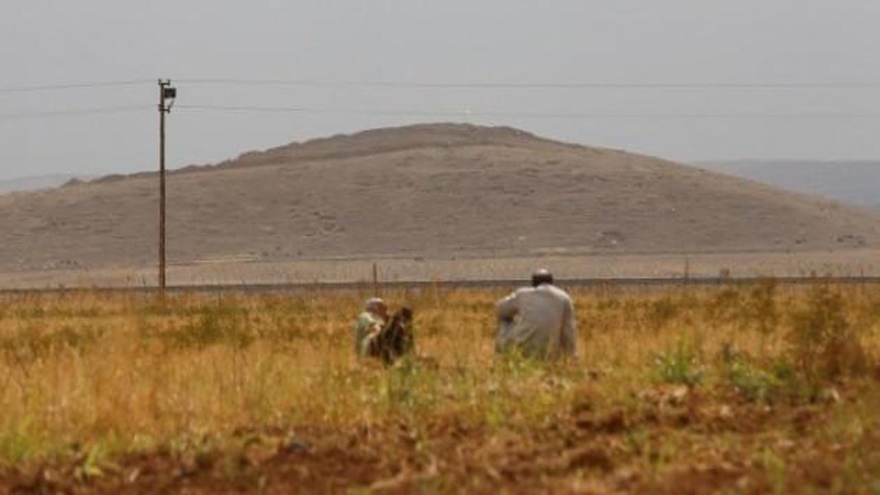 IŞİD Kobani'nin batısında mevzi kaybediyor
