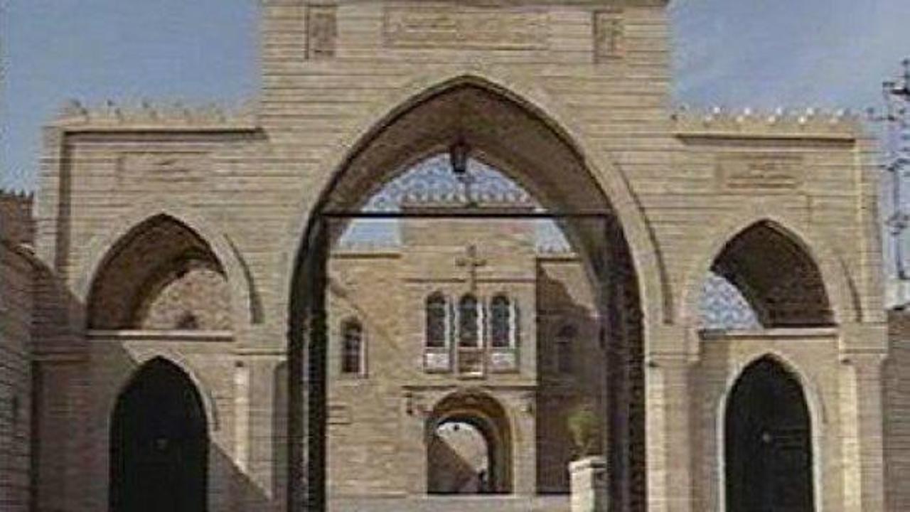 IŞİD tarihi manastıra saldırdı