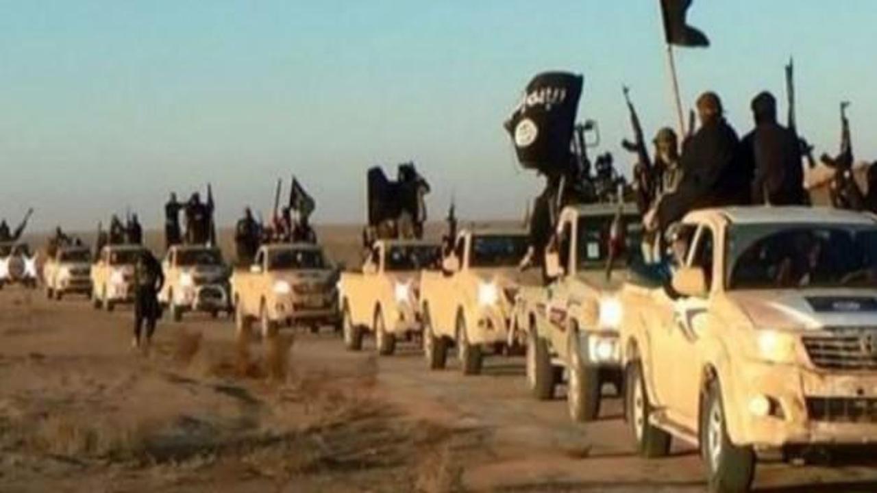 400 asker ve subaya IŞİD kuşatması