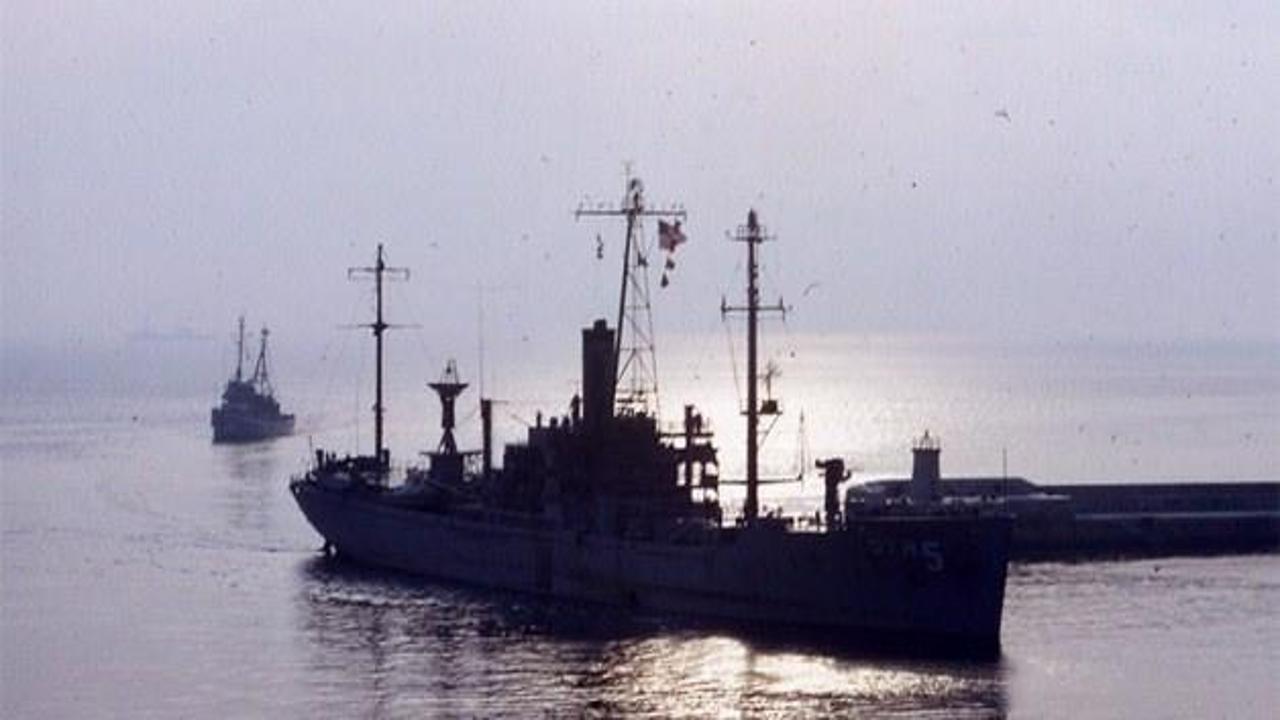 'İsrail ABD gemisini kasten vurdu'