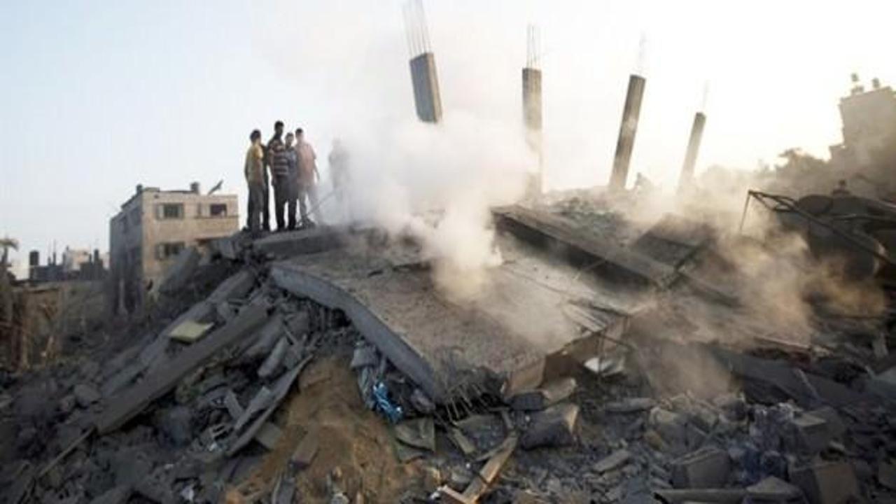 İsrail Gazze'yi yine havadan vurdu
