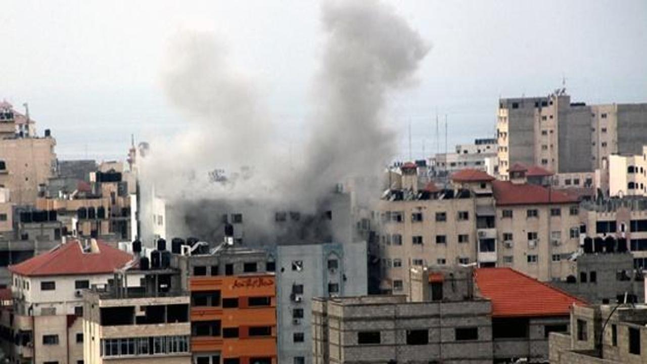 Gazze ateş altında!