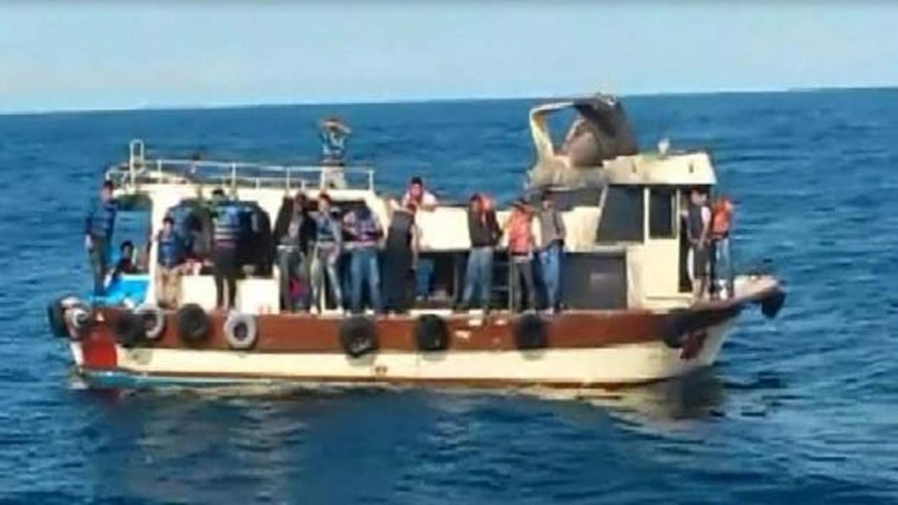 Ege Denizi'nde 71 kaçak kurtarıldı