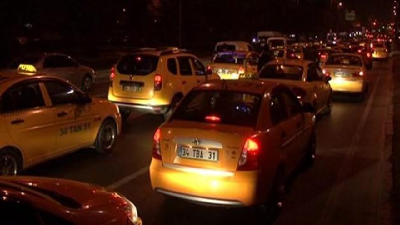 İstanbul’da taksiciler eylemde