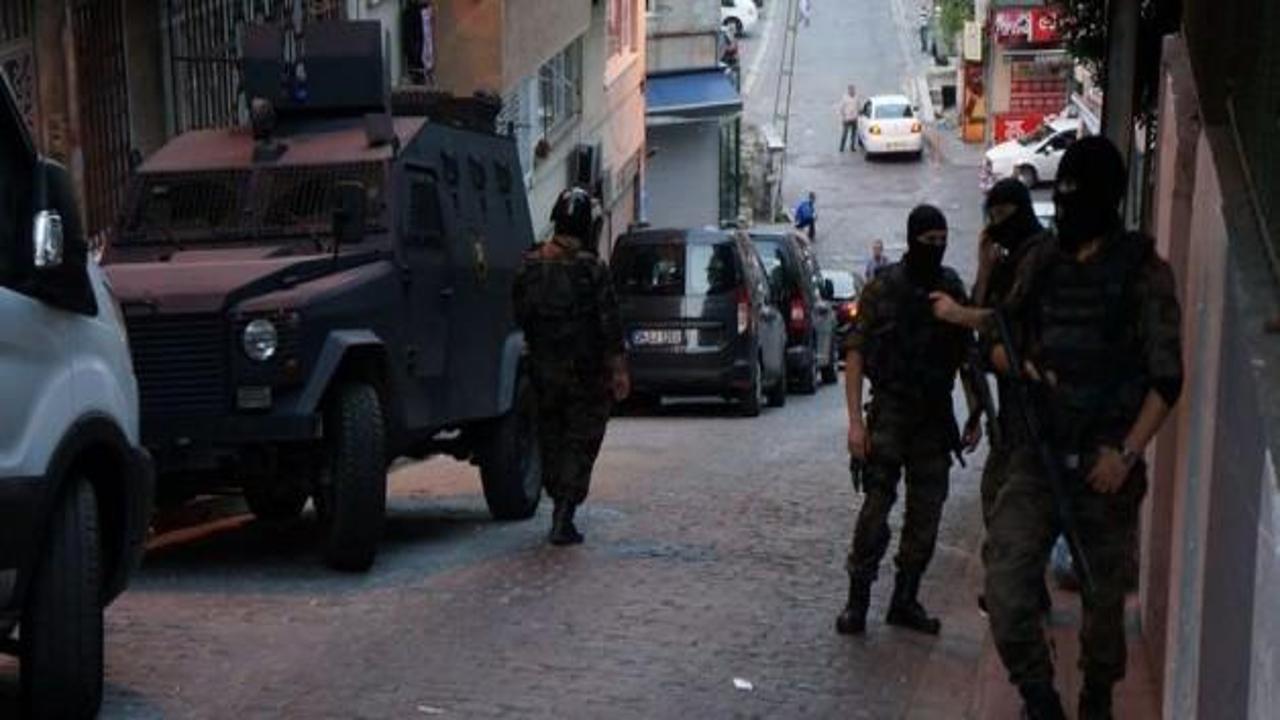İki ilde terör operasyonu: 24 gözaltı