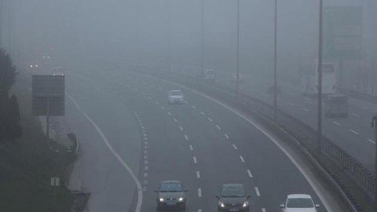 İstanbullular güne yoğun sisle uyandı