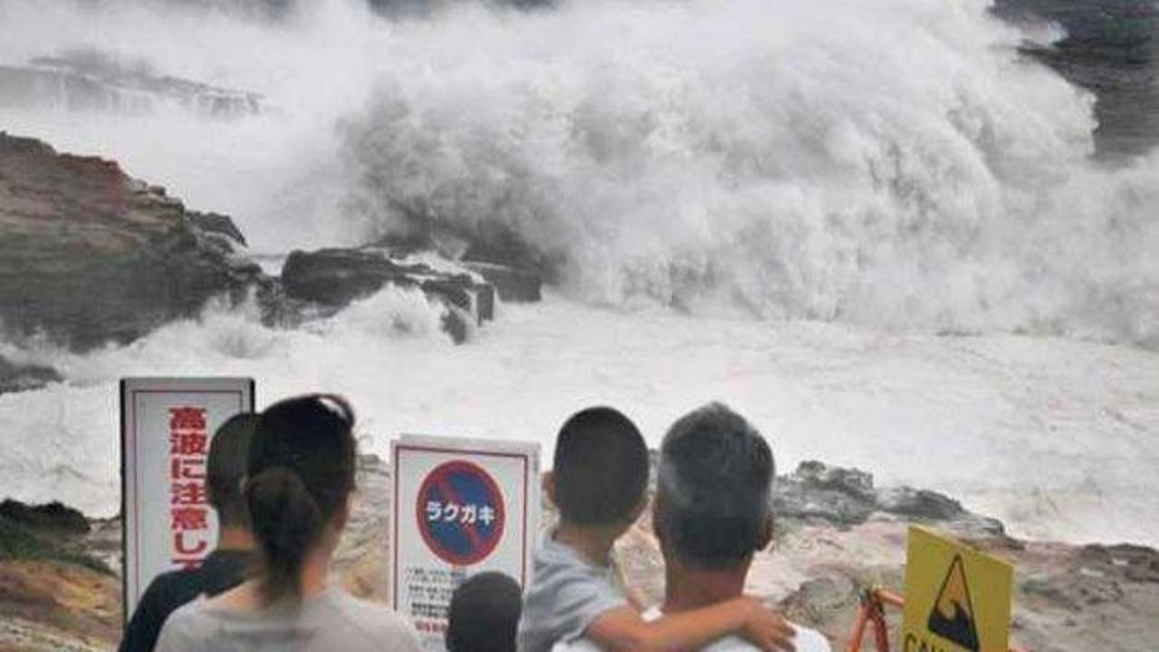 Japonya'daki tayfun: 1 ölü, 30 yaralı
