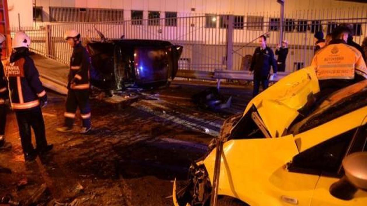 Kadıköy'de feci kaza! 1 ölü 2 yaralı