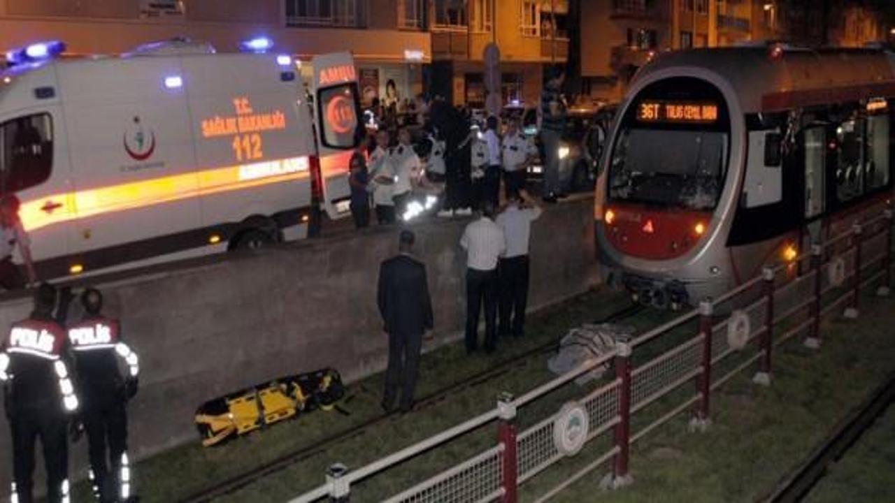 Kayseri'de tramvayın çarptığı kişi öldü