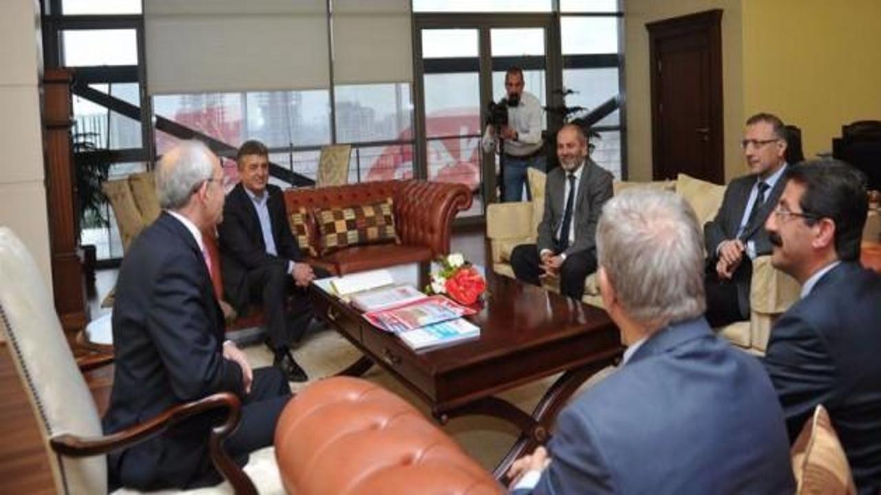 Kılıçdaroğlu 1 Mayıs öncesi sendikalarla görüştü