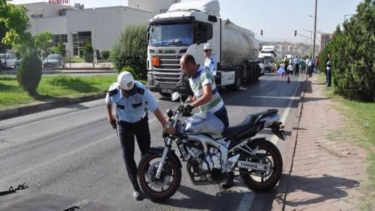 Kırıkkale'de motosiklet tıra çarptı: 1 ölü