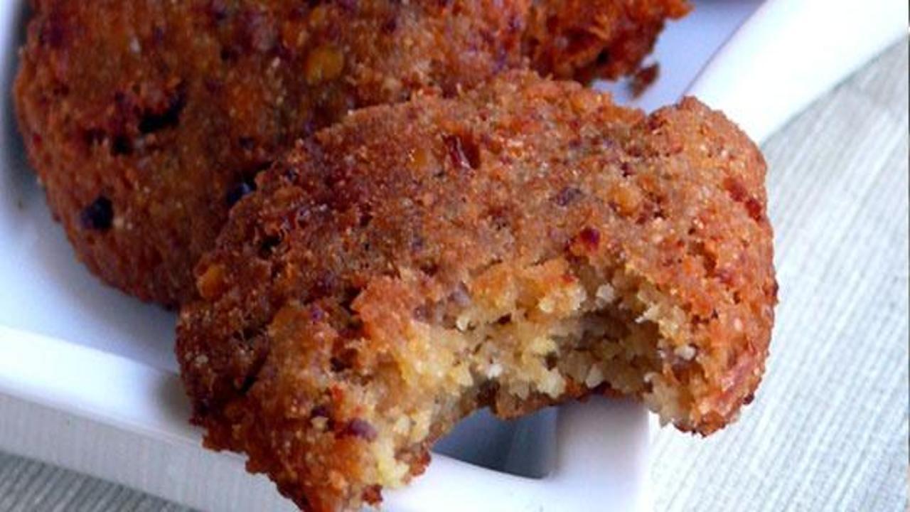 Kırmızı mercimek köftesi