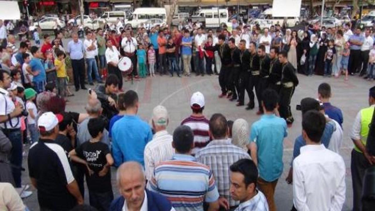 K.Maraş'ta Köşk için davul zurnalı kutlama