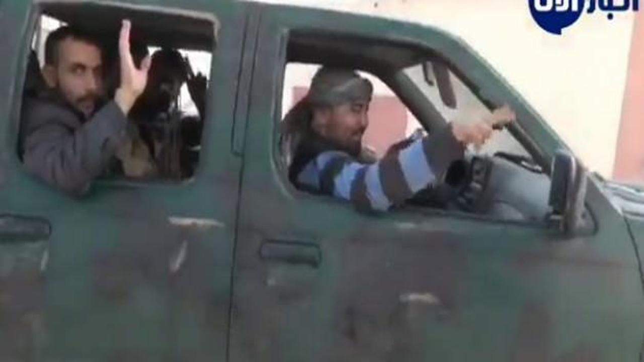 İlk kez görüntülendi! Kobani'ye böyle girdiler