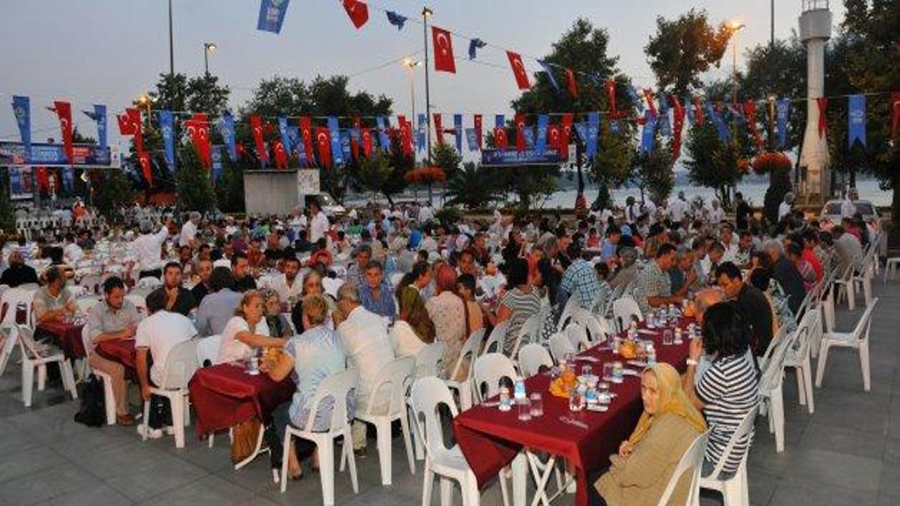Komşuluk ve Paylaşmanın Adresi: Sokak İftarları