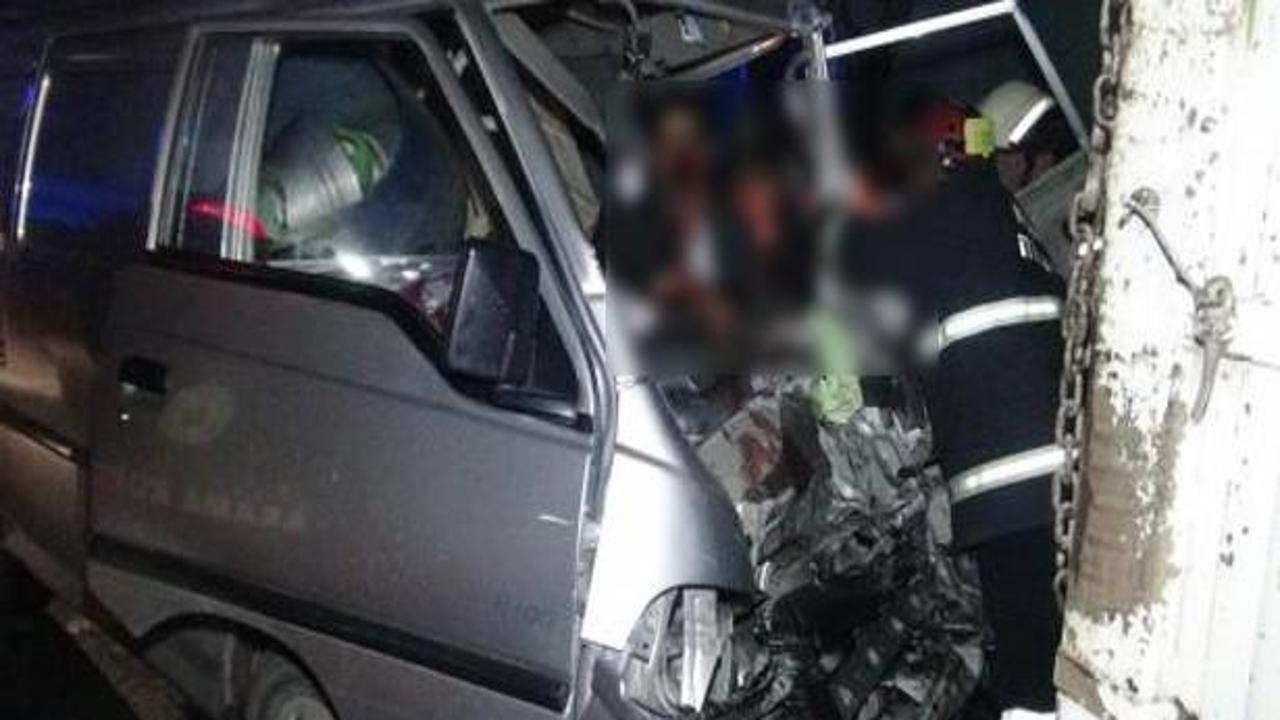 Konya'da şoför sürücü kabinine sıkıştı