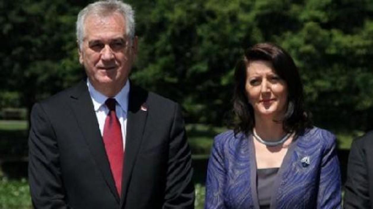 Kosova yönetimi için tarihi davet