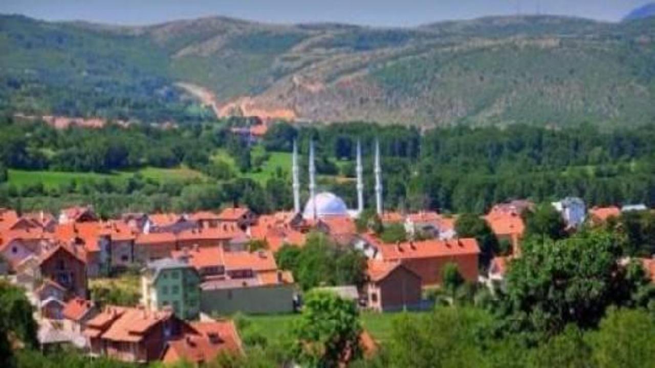 Kosova'nın ilk dört minareli cami ibadete hazır