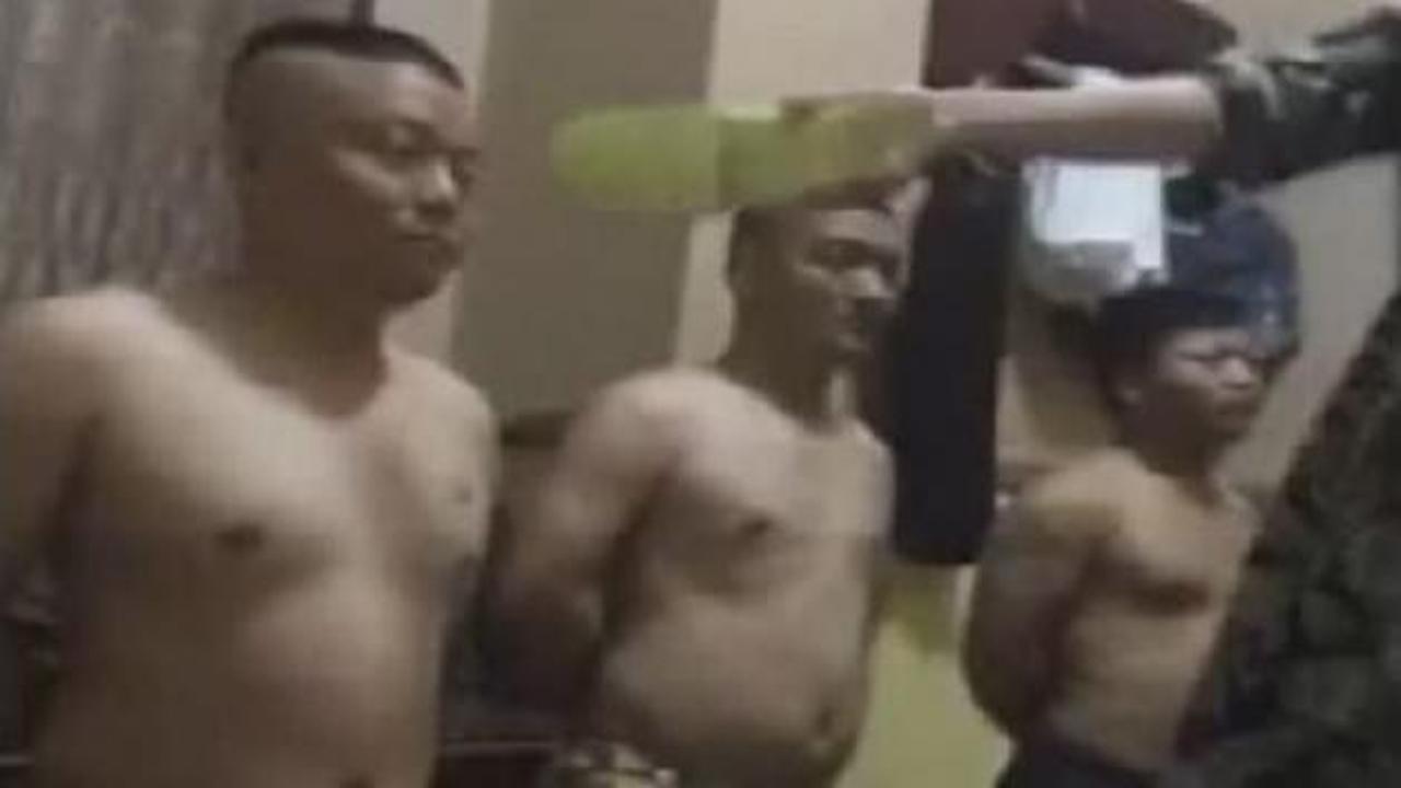 Kötü servis yapan garsonlara dayak