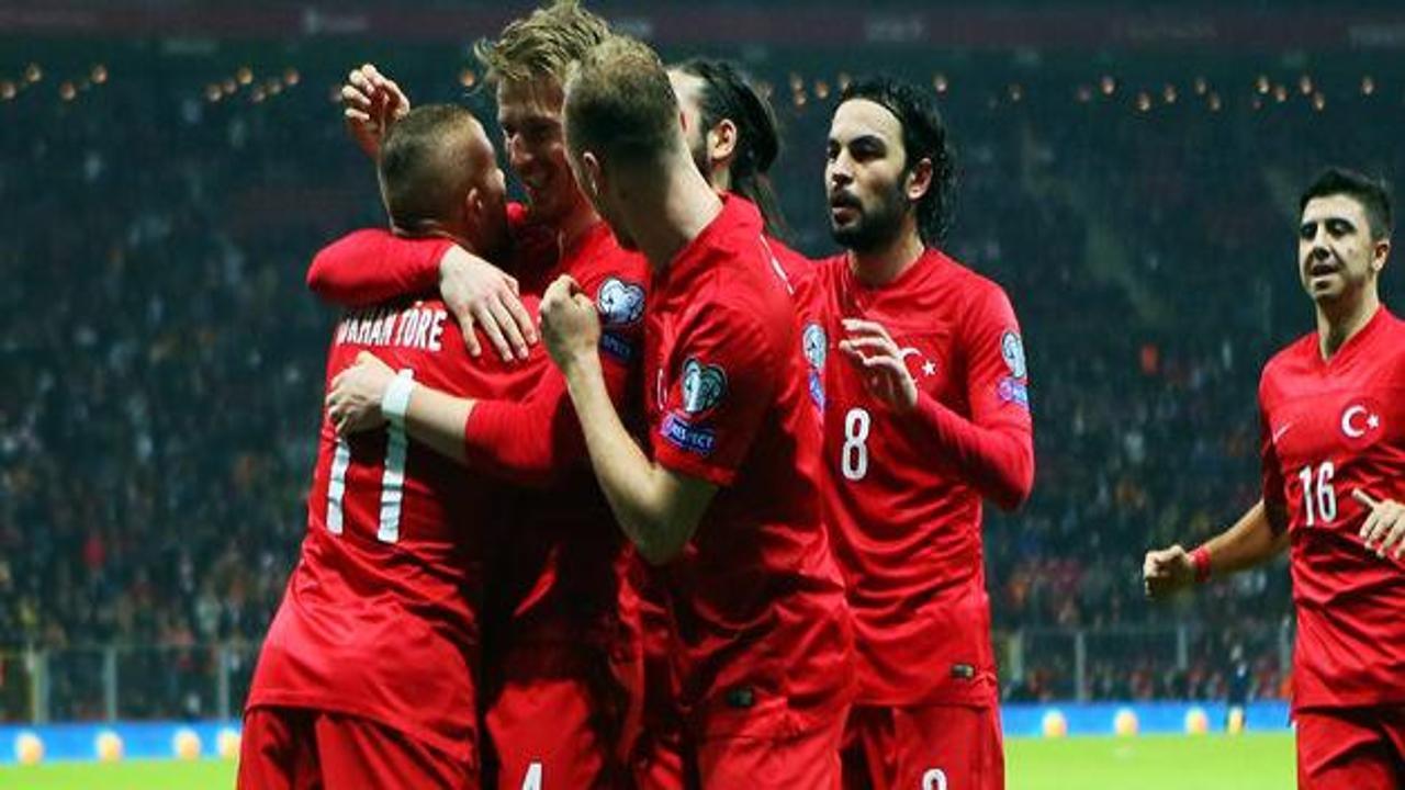 Türkiye Hollanda maçı canlı yayın Show TV izleyin