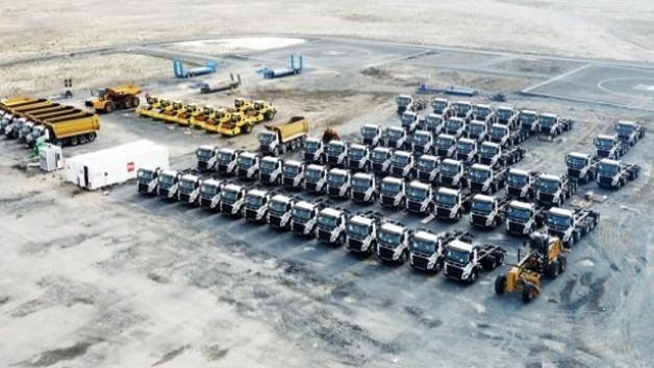 2 bin kamyonla 3 ayda Atatürk Barajı kadar dolgu