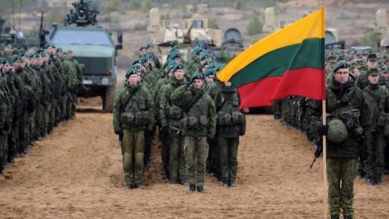 Litvanya'da zorunlu askerlik dönemi