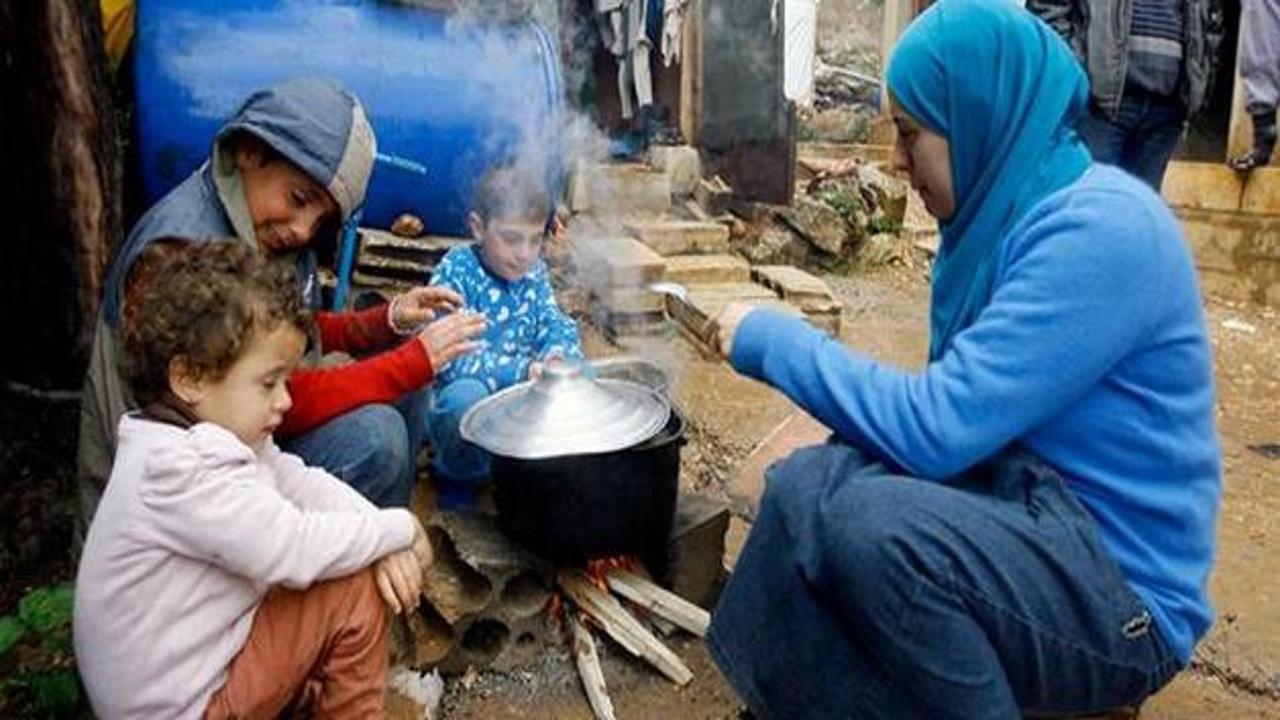Suriye'de 49 kişi açlıktan öldü!