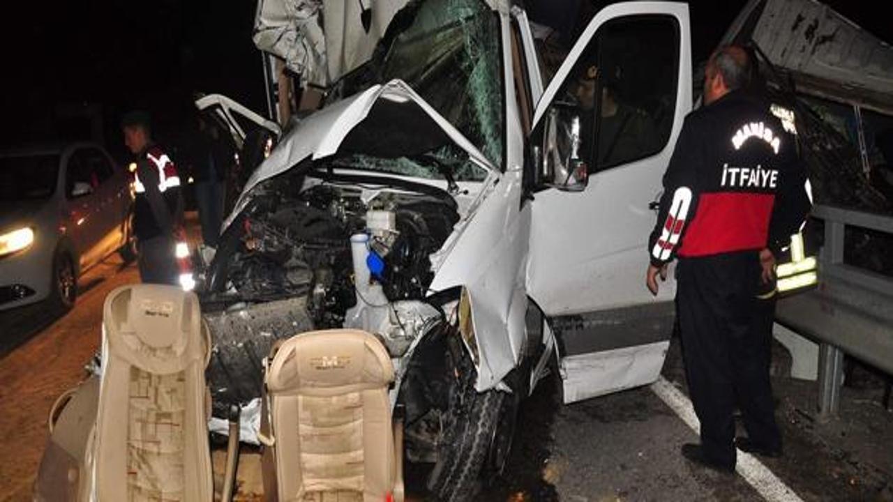 Manisa'da kaza: 11 yaralı