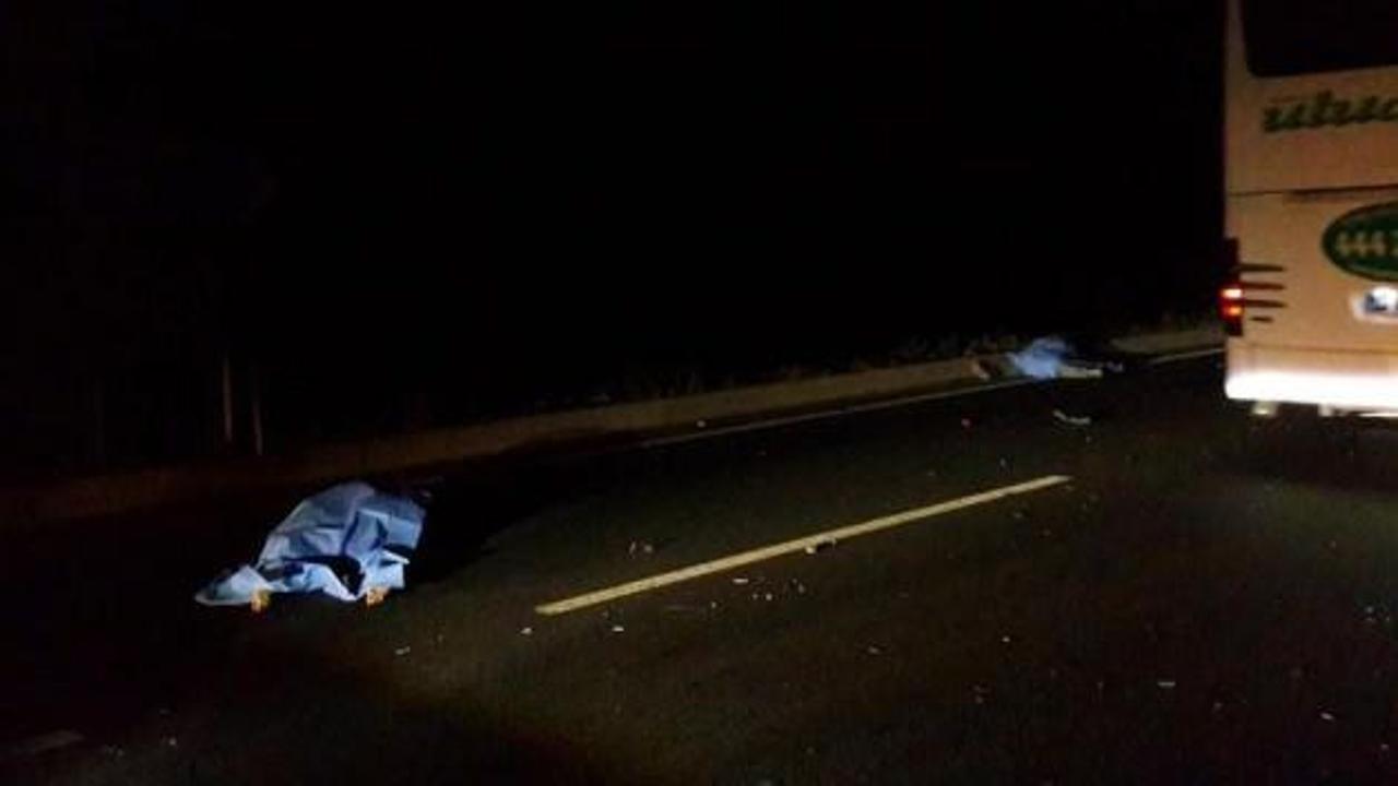 Manisa'da otomobilin çarptığı çift öldü