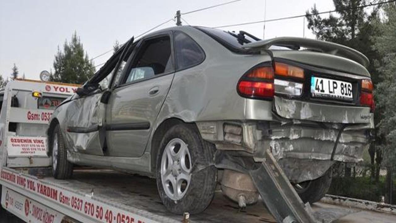 Mardin'de otomobil devrildi: 11 yaralı