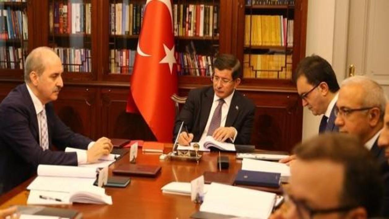 AK Parti'nin 18 şehirde vekilleri geri alma planı